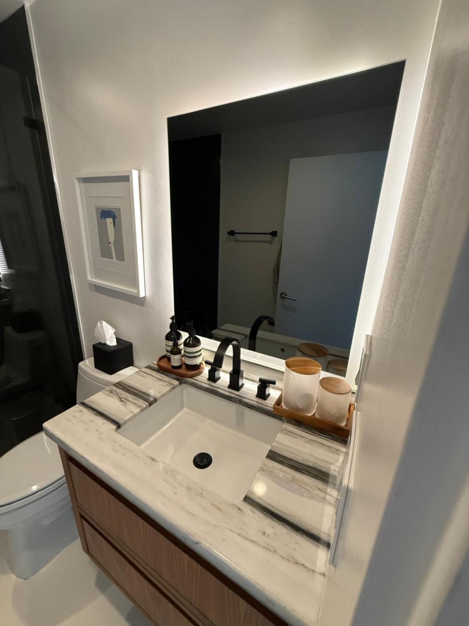 Stylish European With Terraces - Jacuzzi - Prime West Hollywood